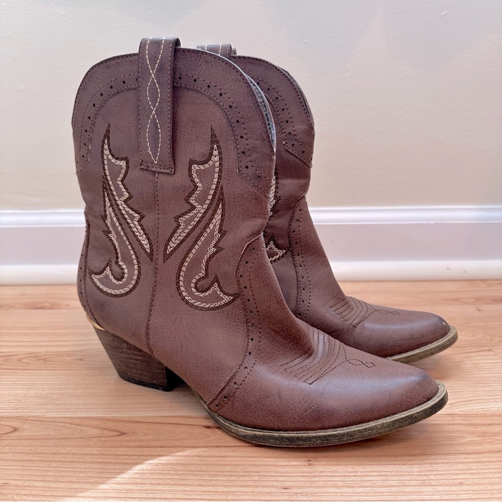 Very Volatile Cowboy Boots